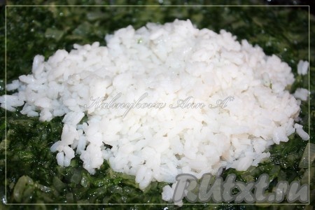 Соединить поджарку и рис.
