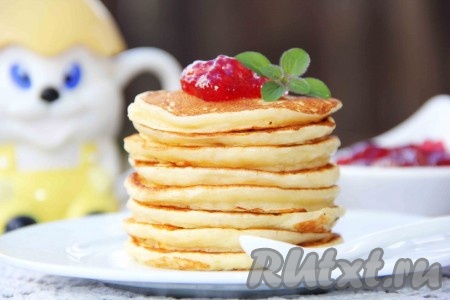 Быстрые оладьи на кефире