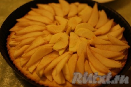 Выкладываем на запеченную основу.
