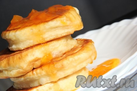 Пышные оладьи из простокваши