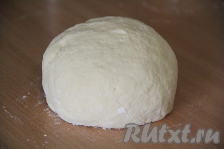 Песочное тесто получится эластичным и приятным в работе.
