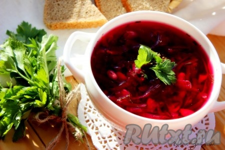 Постный борщ с молодой капустой и фасолью