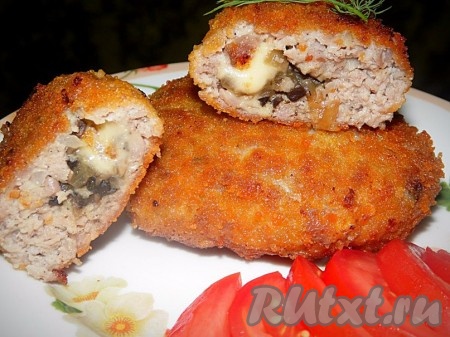 Котлеты из индейки с грибами