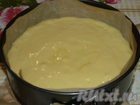 Вылить оставшееся тесто.
