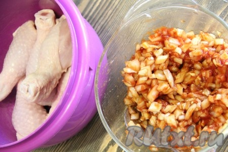 Хорошо перемешать и маринад готов.
