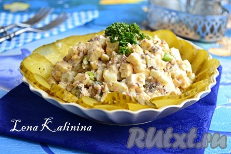 Салат с сардиной и плавленым сыром