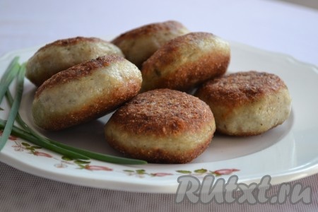 Котлеты из бычков с салом