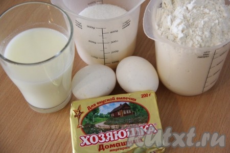 Вот такой простейший набор продуктов нам понадобится, а в итоге мы получим целую гору хрустящих вафель.