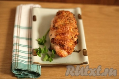 Курица с сыром, запеченная в духовке