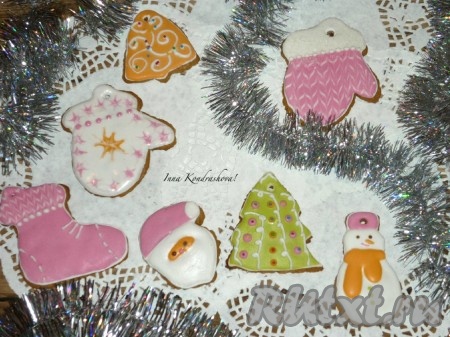 Вот такое вкусное, ароматное имбирное печенье с глазурью получилось.