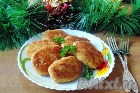 Сочные, нежные и очень вкусные котлеты со сливками готовы.
