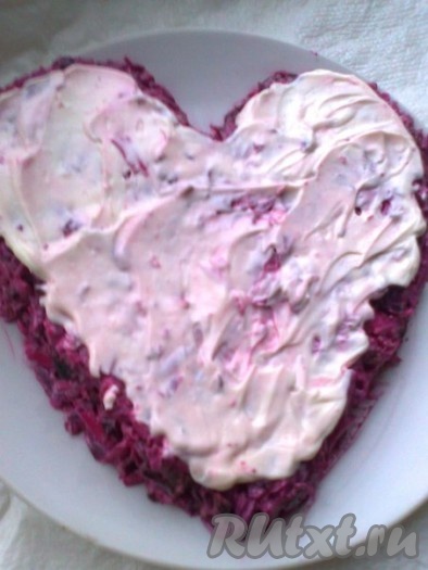 смазать сметаной или майонезом,