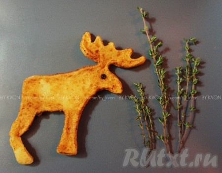 А если раскатанное тесто вырезать с помощью формочек в виде животных, цветов, сердечек и т.д., то внешний вид блюда особенно понравится деткам. Уверена, этот рецепт картофельного хвороста, понравится и маленьким, и взрослым.