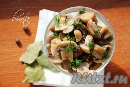 Шампиньоны, маринованные за сутки