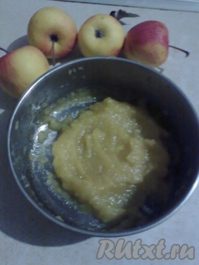 добавить 200 грамм сахара и ещё раз перебить блендером. Оставить до&nbsp; остывания.
