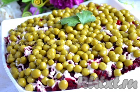 Салат с консервированной скумбрией