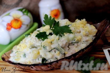 Салат с блинчиками из яиц и курицей