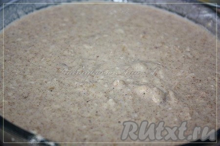 Пока тесто отдыхает, заняться яблоками.
