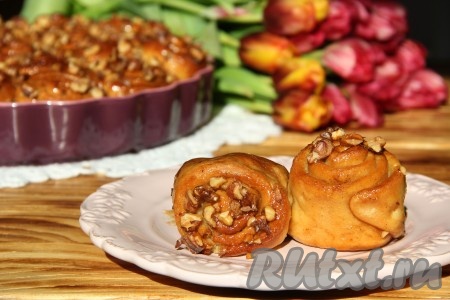 Аппетитные, вкусные булочки легко отделяются друг от друга.