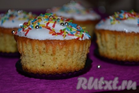 Маффины получаются вкусными и нарядными.
